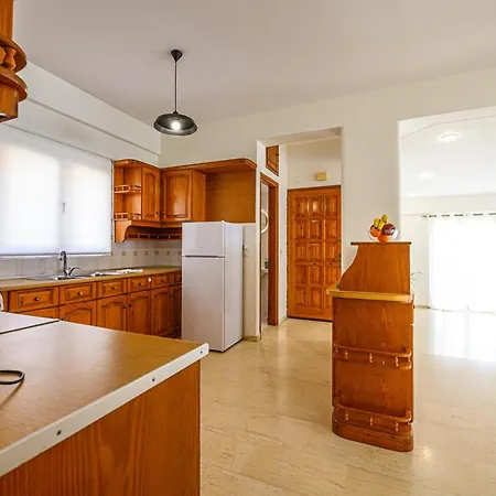 Oliva Appartement Kalamáta