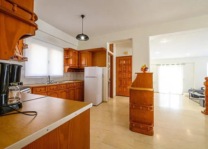 Oliva Apartamento Calamata