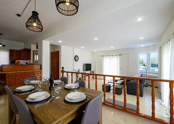 Oliva Apartamento Calamata